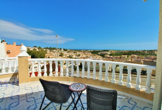 Resale - Villa - Villamartín