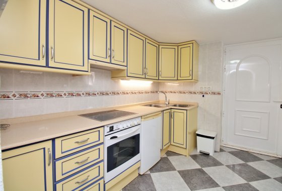 Resale - Villa - Villamartín