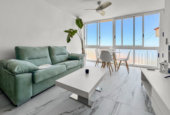 Återförsäljning - Lägenhet / lägenhet - Orihuela Costa - Punta Prima