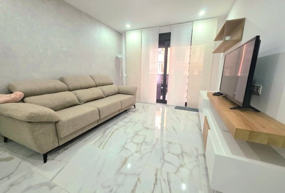 Reventa - Apartamento / piso - Torrevieja - Center