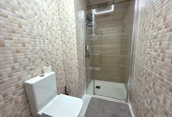 Reventa - Apartamento / piso - Torrevieja - Center