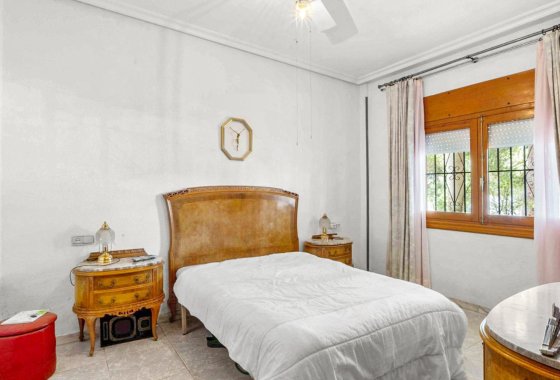 Reventa - Villa - Torrevieja - Los Balcones