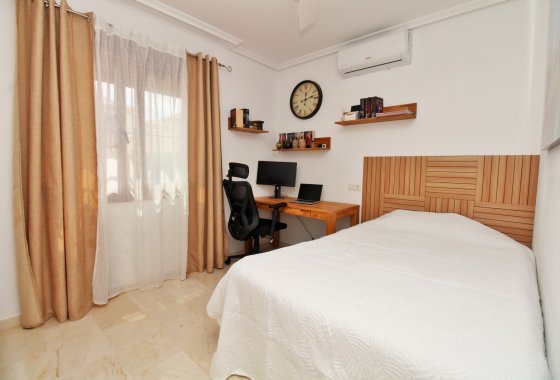 Reventa - Adosado - Villamartín - Pau 8