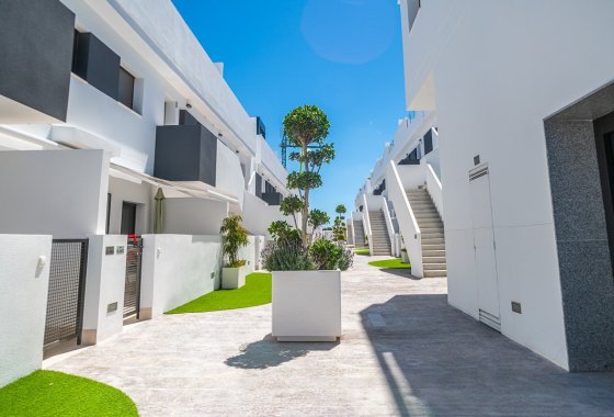 Resale - Apartment / flat - Torrevieja - LOS BALCONES - LOS ALTOS