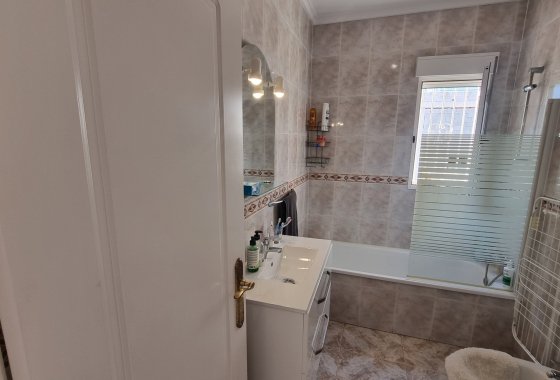 Reventa - Villa - Ciudad Quesada - Benimar