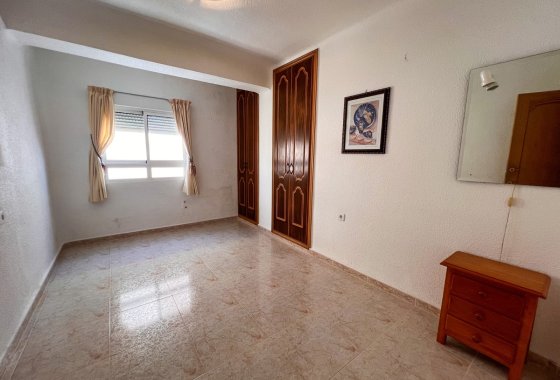 Återförsäljning - Lägenhet / lägenhet - Torrevieja