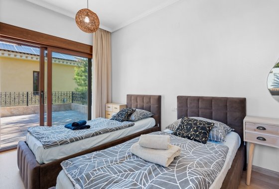 Reventa - Villa - Orihuela Costa - Dehesa de campoamor