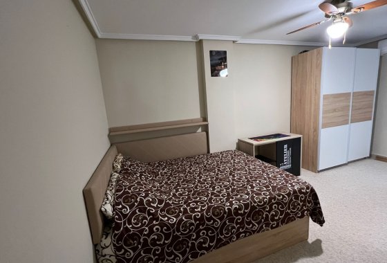 Reventa - Apartamento / piso - Torrevieja - Playa Los Locos