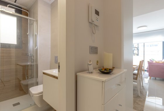 Reventa - Apartamento / piso - Torrevieja