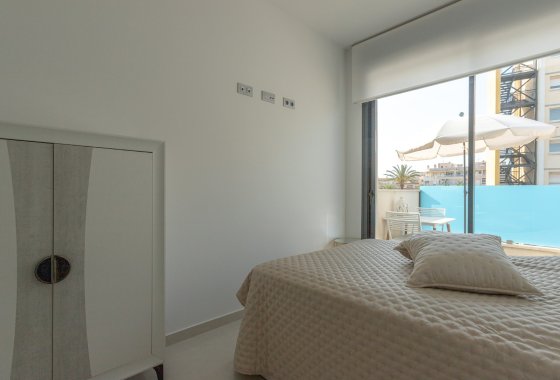 Reventa - Apartamento / piso - Torrevieja