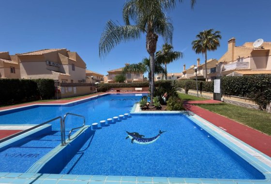 Reventa - Villa - Ciudad Quesada - Doña Pepa