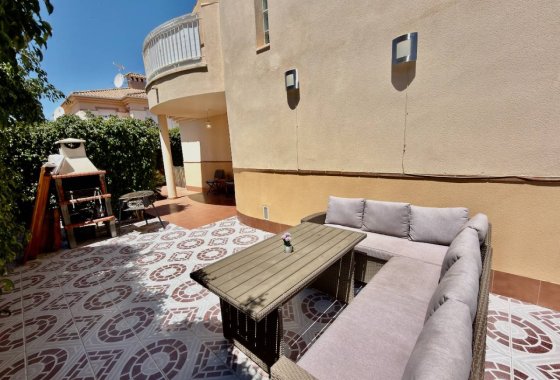 Reventa - Villa - Ciudad Quesada - Doña Pepa