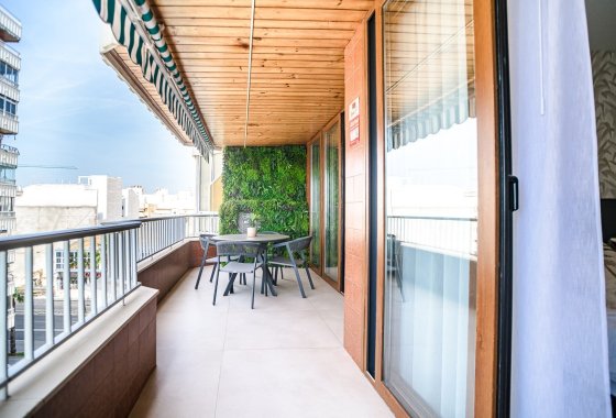 Reventa - Apartamento / piso - Torrevieja - Acequion