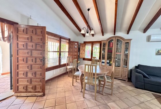 Återförsäljning - Villa - Orihuela Costa - Cabo Roig