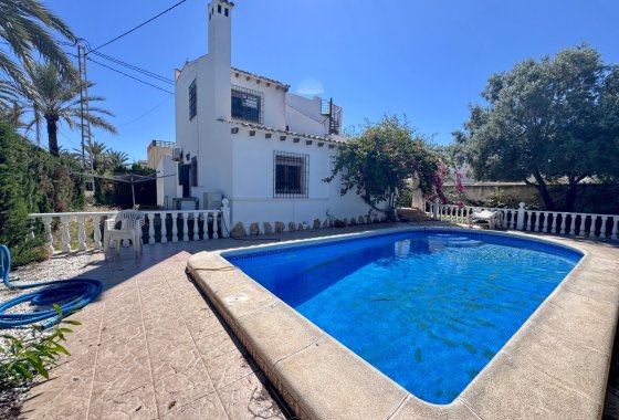 Återförsäljning - Villa - Orihuela Costa - Cabo Roig