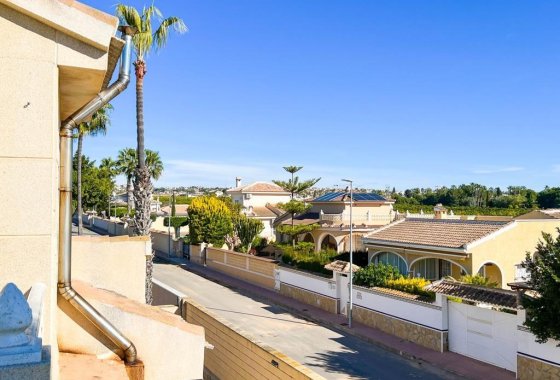 Reventa - Villa - Ciudad Quesada - Doña Pepa