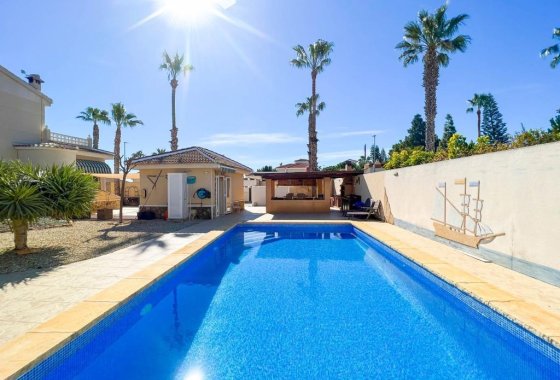 Reventa - Villa - Ciudad Quesada - Doña Pepa