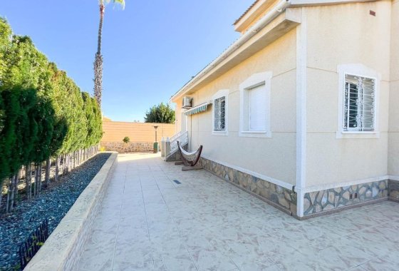 Reventa - Villa - Ciudad Quesada - Doña Pepa