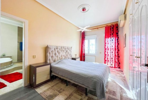 Reventa - Villa - Ciudad Quesada - Doña Pepa