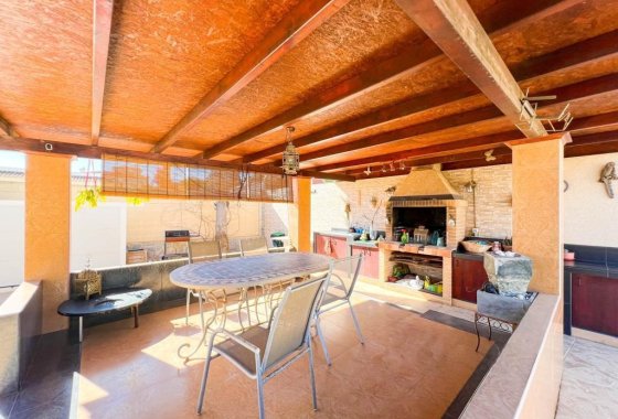 Reventa - Villa - Ciudad Quesada - Doña Pepa