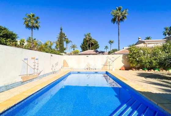 Reventa - Villa - Ciudad Quesada - Doña Pepa