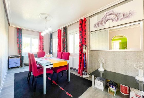 Reventa - Villa - Ciudad Quesada - Doña Pepa