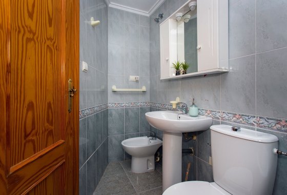 Reventa - Apartamento / piso - Torrevieja - Playa Los Locos