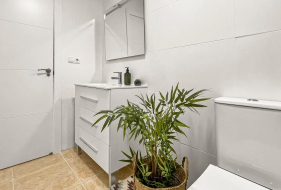 Reventa - Apartamento / piso - Torrevieja - Playa de los Locos
