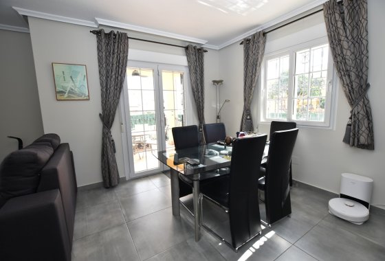 Reventa - Villa - Orihuela Costa - Los Dolses