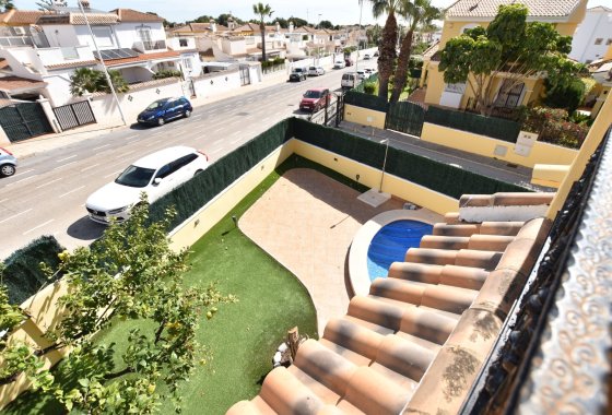 Reventa - Villa - Orihuela Costa - Los Dolses