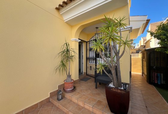 Reventa - Villa - Orihuela Costa - Los Dolses