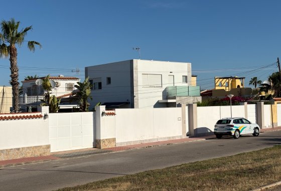 Reventa - Villa - Torrevieja - Torreta - Florida