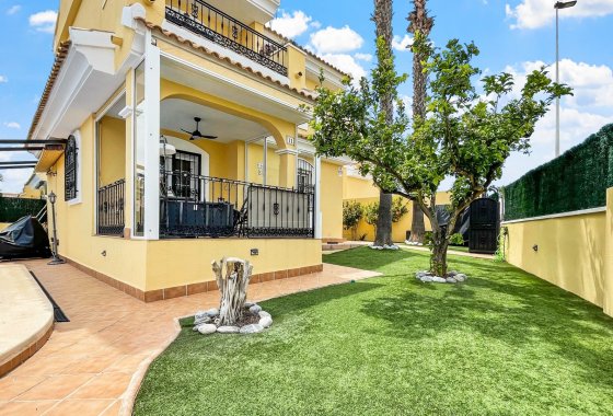 Reventa - Villa - Orihuela Costa - Los Dolses