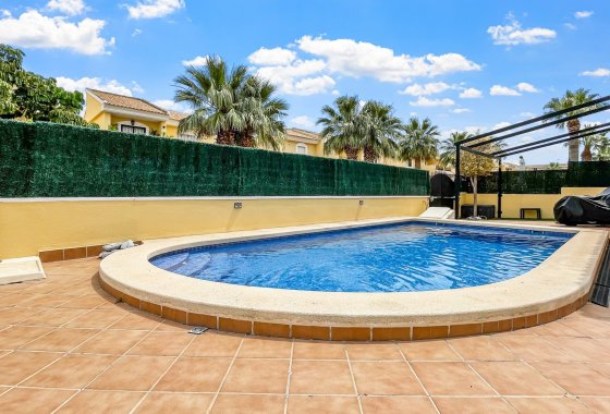 Reventa - Villa - Orihuela Costa - Los Dolses