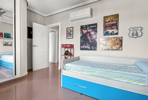 Reventa - Villa - Orihuela Costa - Los Dolses