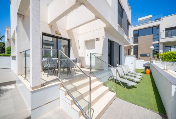 Resale - Villa - Ciudad Quesada