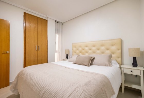 Reventa - Apartamento / piso - Torrevieja - Playa del Cura