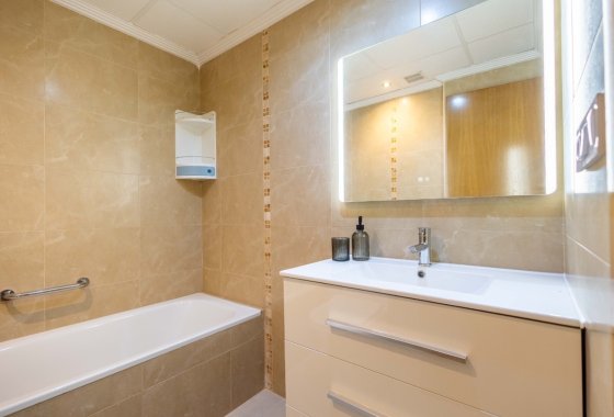 Reventa - Apartamento / piso - Torrevieja - Playa del Cura
