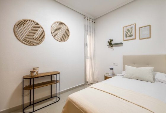 Reventa - Apartamento / piso - Torrevieja - Playa del Cura