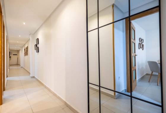 Reventa - Apartamento / piso - Torrevieja - Playa del Cura