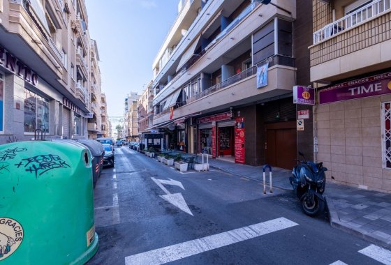 Reventa - Apartamento / piso - Torrevieja - Playa del Cura