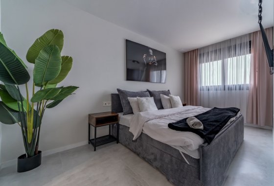 Reventa - Apartamento / piso - Pilar de la Horadada - Mil Palmeras