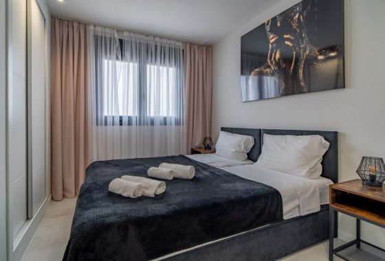 Reventa - Apartamento / piso - Pilar de la Horadada - Mil Palmeras