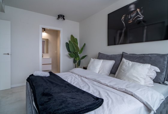 Reventa - Apartamento / piso - Pilar de la Horadada - Mil Palmeras