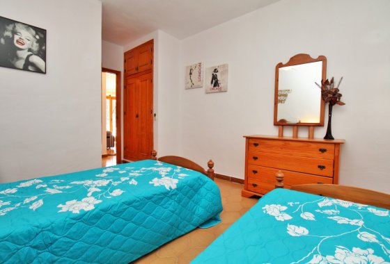 Resale - Apartment / flat - Villamartín