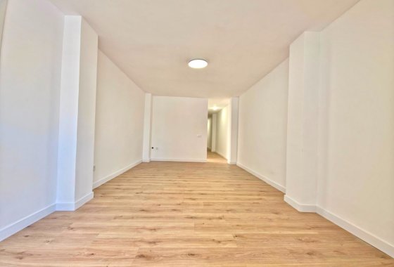 Reventa - Apartamento / piso - Torrevieja - Playa Los Naufragos