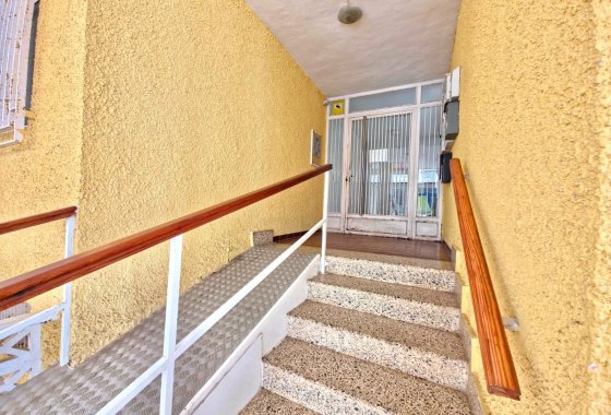 Reventa - Apartamento / piso - Torrevieja - Playa Los Naufragos