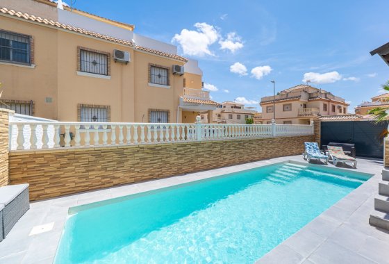 Återförsäljning - Villa - Ciudad Quesada