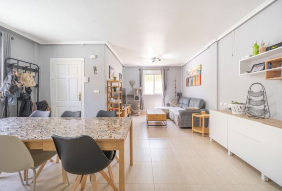 Återförsäljning - Villa - Ciudad Quesada