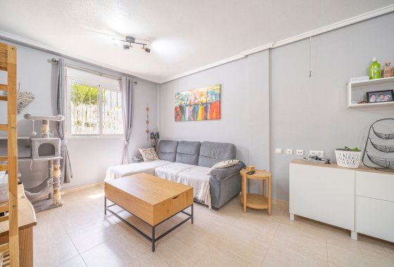 Återförsäljning - Villa - Ciudad Quesada